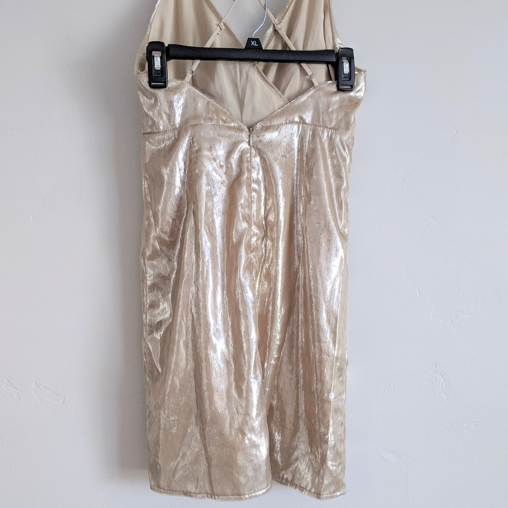🆕🌿GOLD SHIMMER DRESS🌿 - Picture 4 of 10